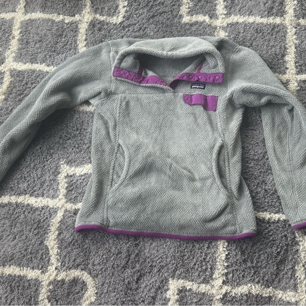 Patagonia Gray Fleece with Purple Trim
